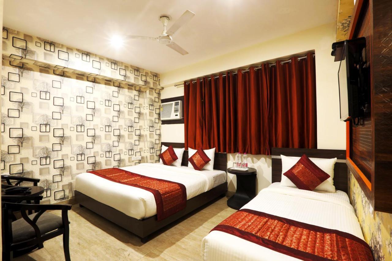 Hotel Airport Star New Delhi Exteriör bild